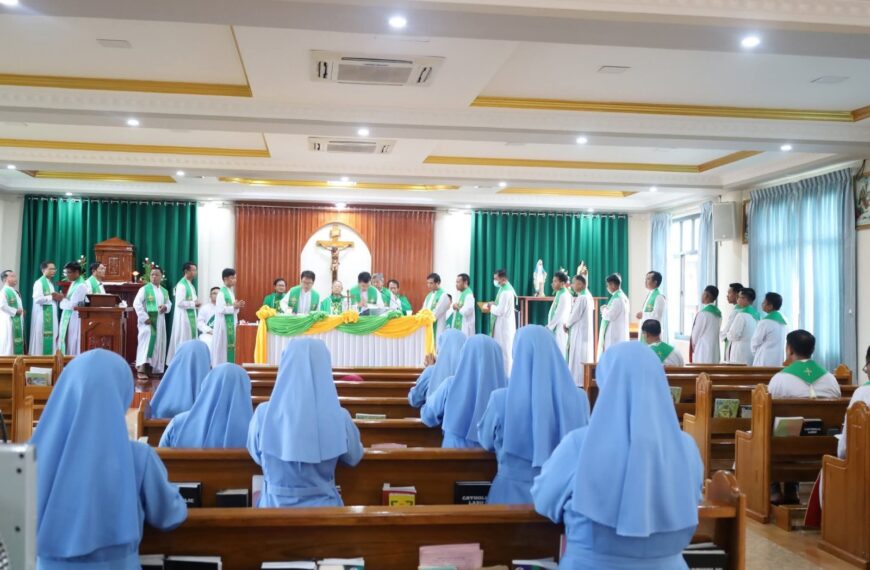 Mass Celebration on the Second Day of Half-Year Meeting (10.7.2025)