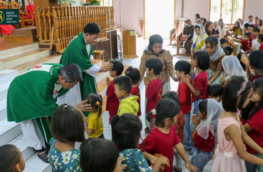 Myanmar Kalay Diocese Hosts Children’s Mass and Rally to Promote Missionary Childhood Association (19.10.2025)