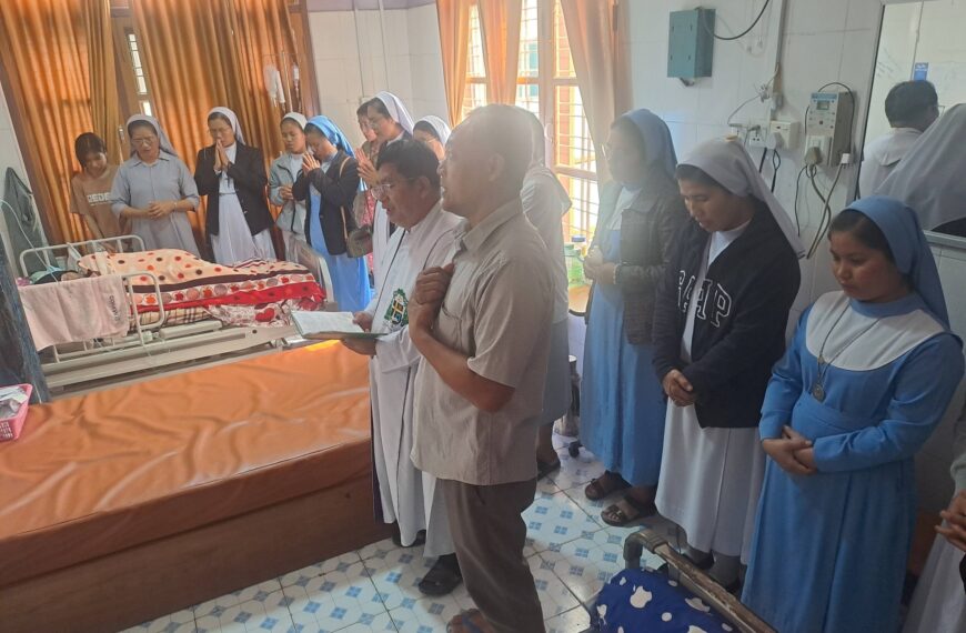 On the Feast of the World Day for Consecrated Life, CRCK Prays for the Sick in the Hospital (2.2.2026)