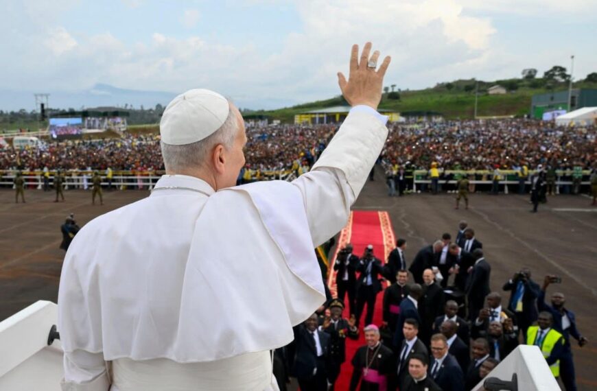 KIKHEL NADINGIN AHUNIN “ZING CING HILO IN TUNI, MAILAM AH HILO IN TU MAHMAH”