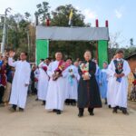 Saizang khua pan Bishop Felix leh a pawl te vai dawnna. (11 April, 2026)