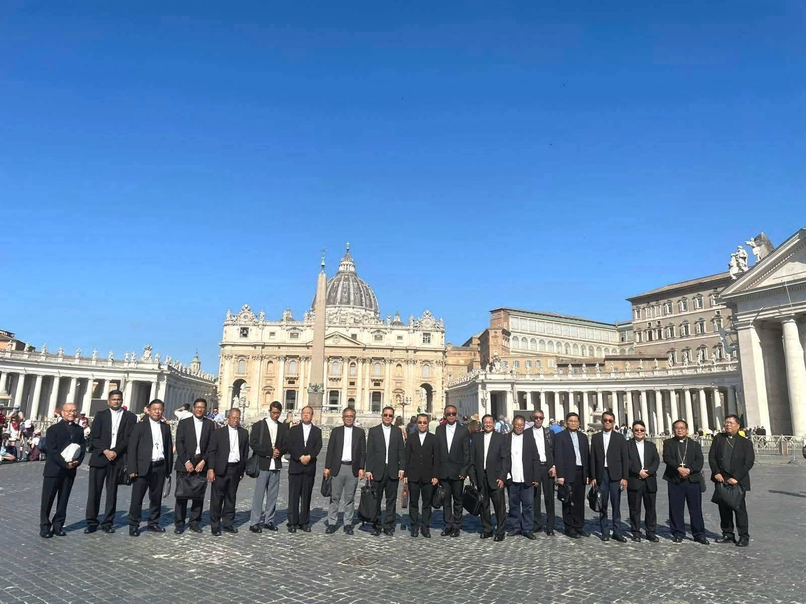 Roman Catholic Bishops Wearing Roman Collars